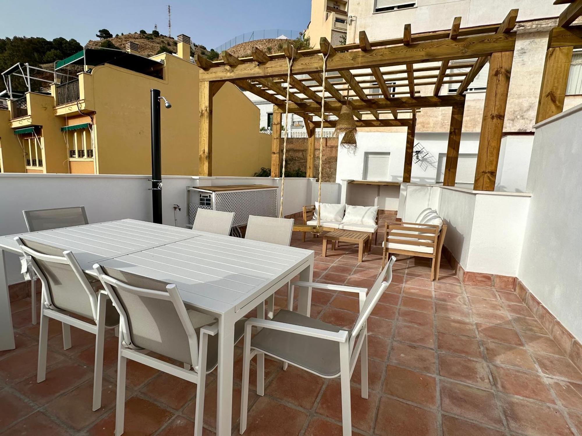 Apartament Atico Con Solarium Y Bbq Cerca Del Centro 6 Pax Malaga Zewnętrze zdjęcie